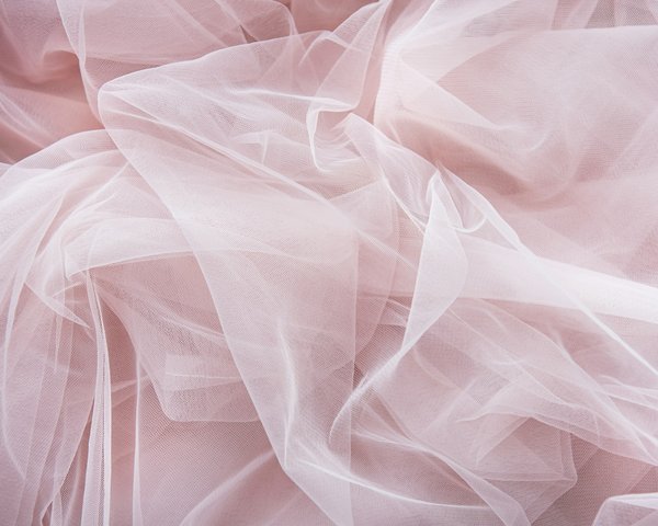 Découvrez la boutique vêtement tulle pour tous styles